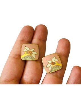 Vintage Laurel Burch "Wild Lily" Pink White Blue Gold Tone Pierced Stud Earrings